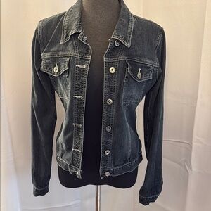 Stone women’s Classic Dark Denim Jean Jacket. Stretch denim. Medium.